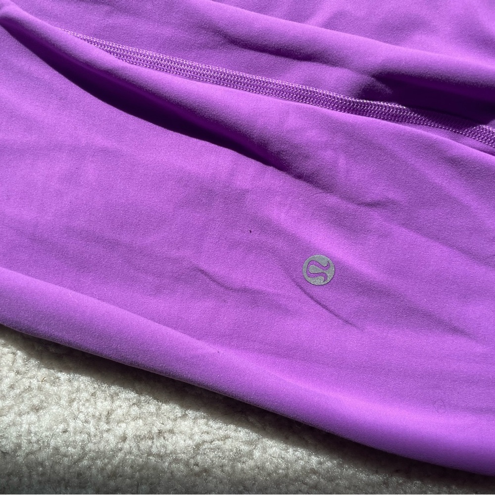 Wunder under high rise train in 28” length size 6 moonlit magenta